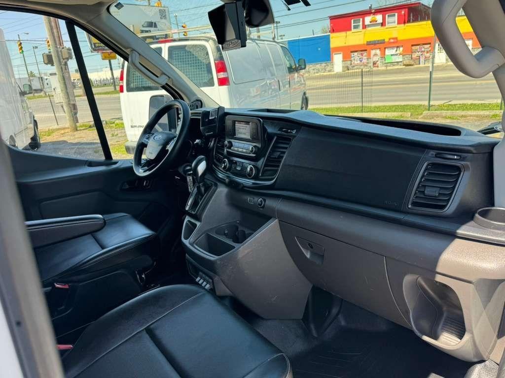 Ford Transit T-350 2022