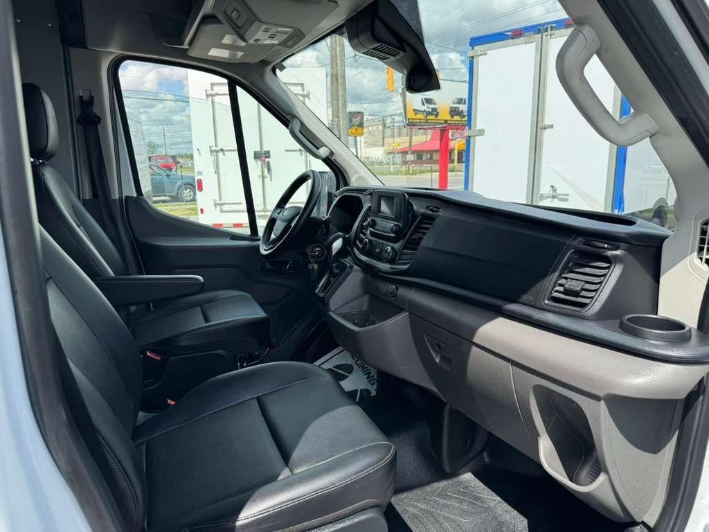 Ford Transit 350 Van High Roof w/Sliding Pass. 148-in. WB EL 2022