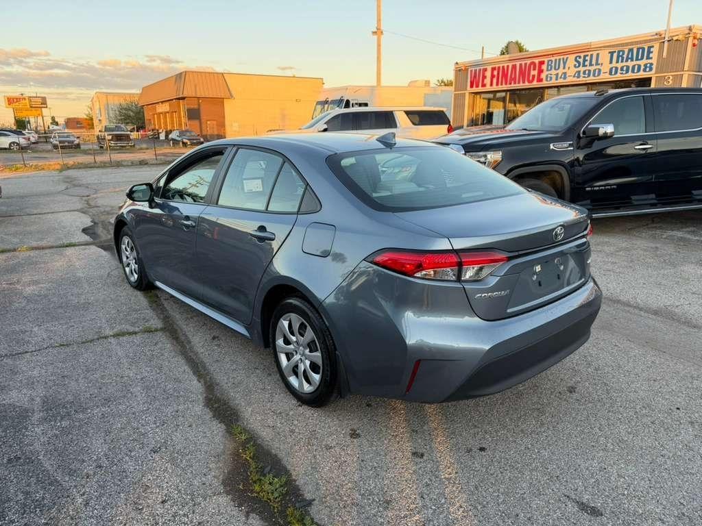 Toyota Corolla LE 2024