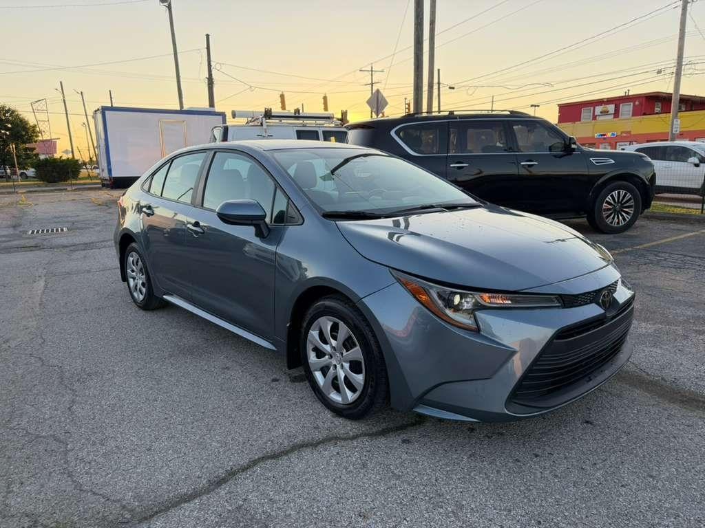 Toyota Corolla LE 2024