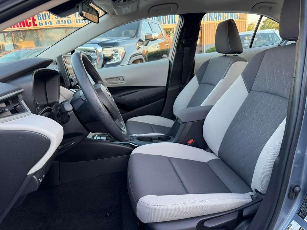 Toyota Corolla LE 2024