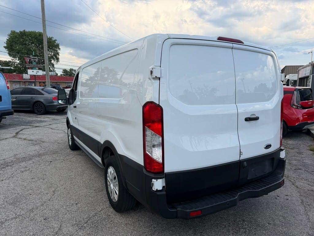Ford Transit 150 Van Low Roof 60/40 Pass. 130-in. WB 2019