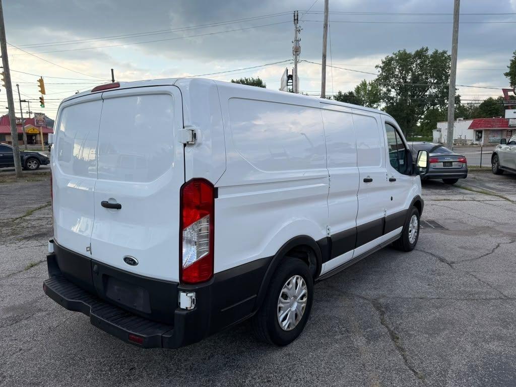 Ford Transit 150 Van Low Roof 60/40 Pass. 130-in. WB 2019
