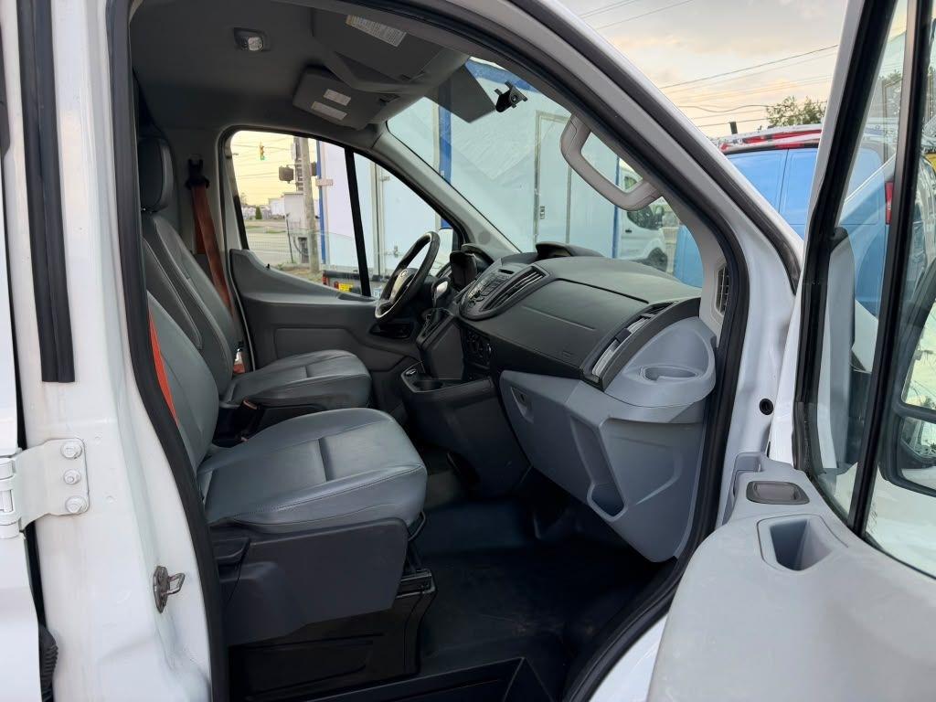 Ford Transit 150 Van Low Roof 60/40 Pass. 130-in. WB 2019