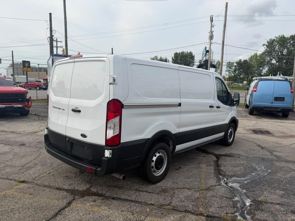 Ford Transit 150 Van Low Roof w/Sliding Pass. 130-in. WB 2023