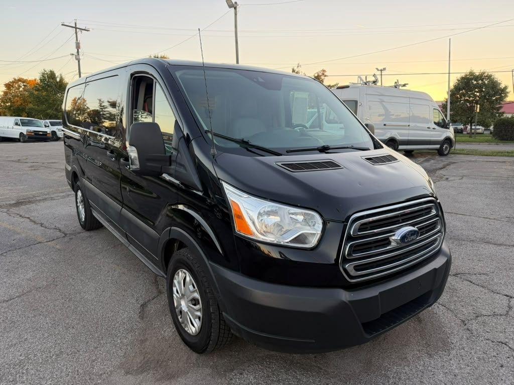 Ford Transit 150 Van Low Roof w/Sliding Pass. 130-in. WB 2019