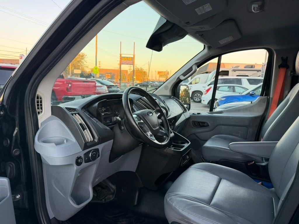 Ford Transit 150 Van Low Roof w/Sliding Pass. 130-in. WB 2019