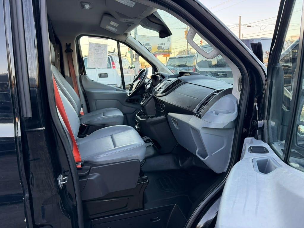 Ford Transit 150 Van Low Roof w/Sliding Pass. 130-in. WB 2019