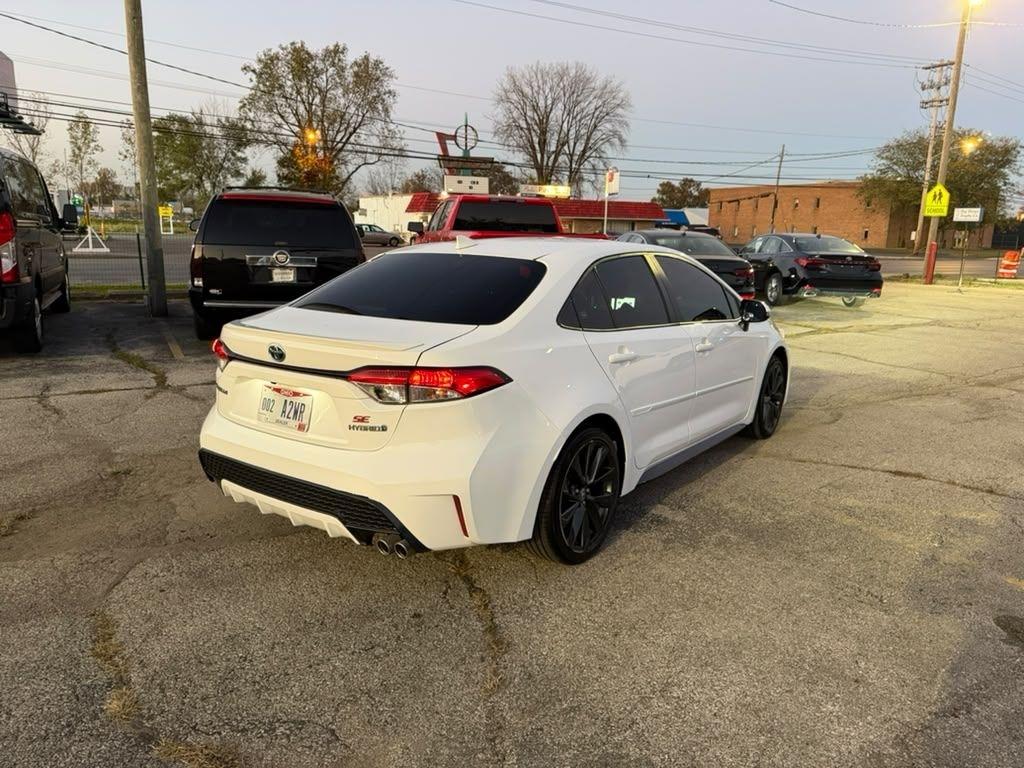 Toyota Corolla Hybrid LE 2024