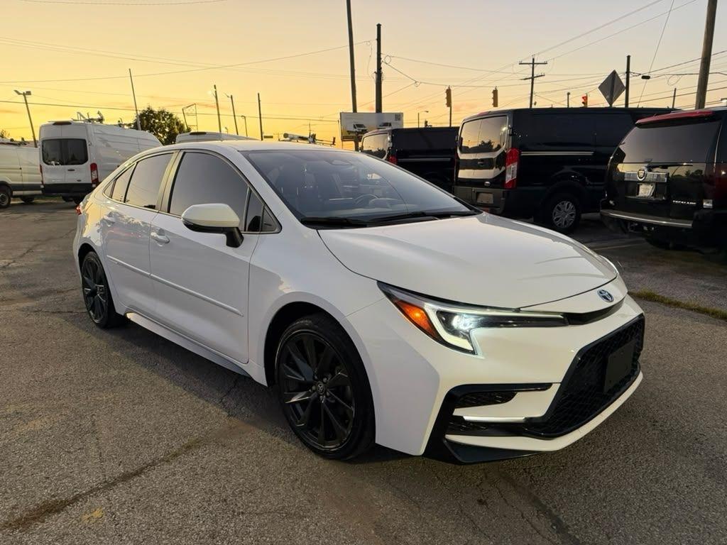 Toyota Corolla Hybrid LE 2024