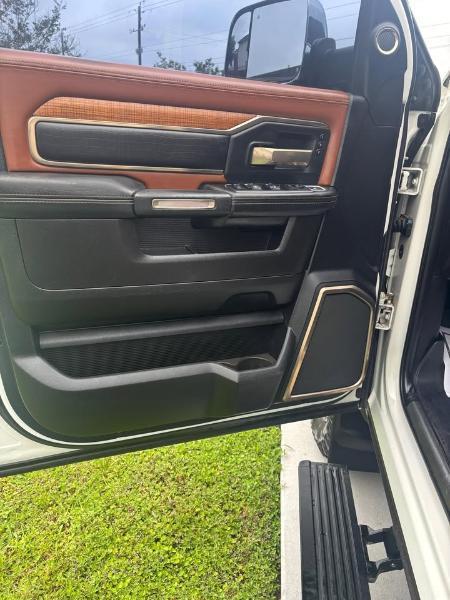 RAM 2500 Longhorn Crew Cab SWB 4WD 2019