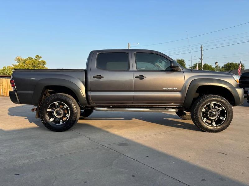 Toyota Tacoma Double Cab V6 4WD 2011