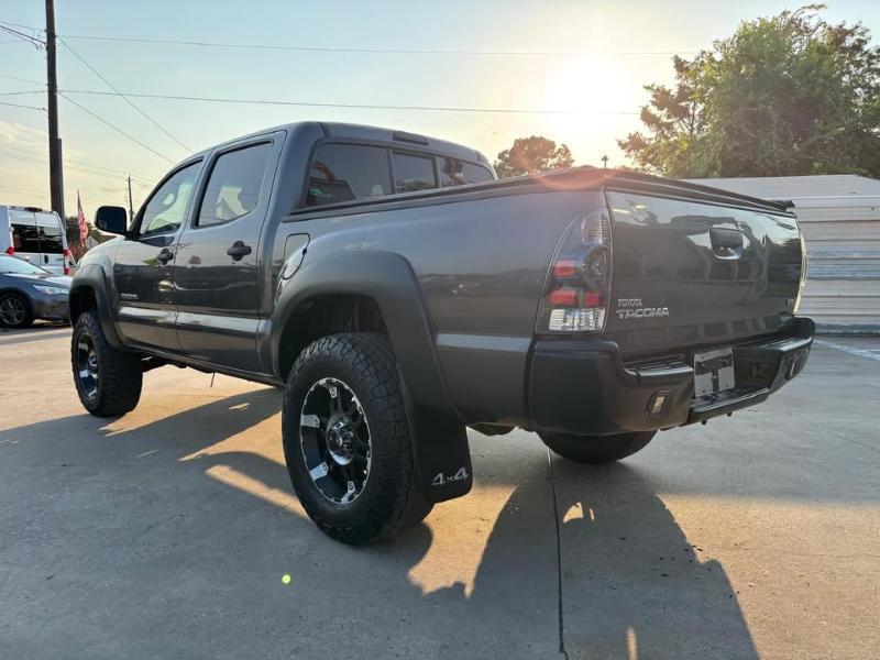 Toyota Tacoma Double Cab V6 4WD 2011