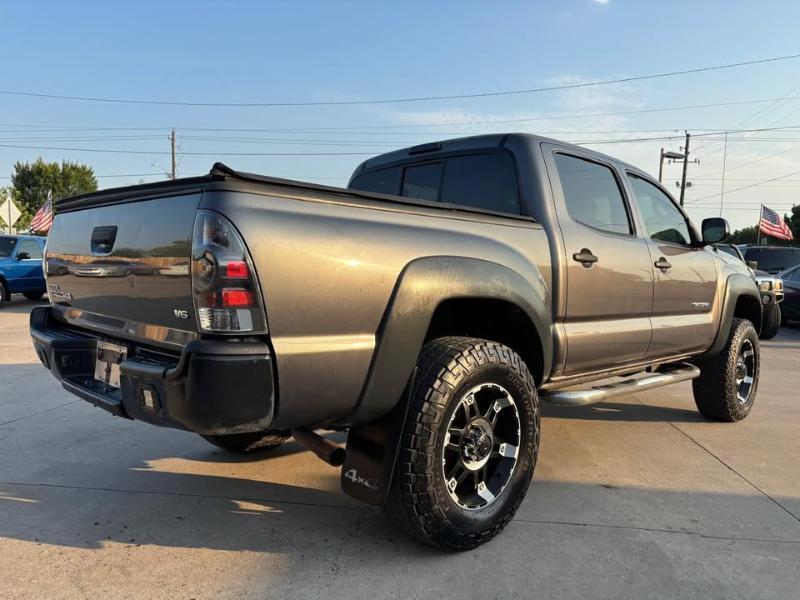 Toyota Tacoma Double Cab V6 4WD 2011