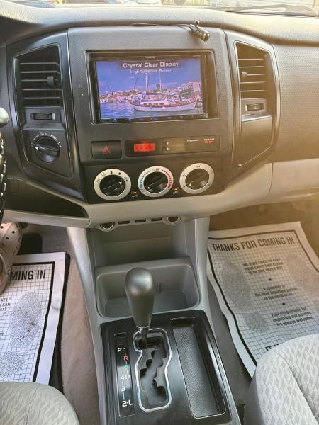Toyota Tacoma Double Cab V6 4WD 2011