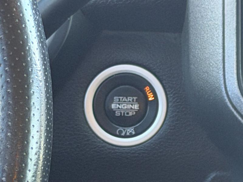 RAM 3500 Tradesman Crew Cab 4WD DRW 2020