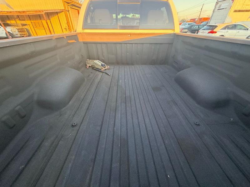 Toyota Tundra SR5 4.6L V8 Double Cab 2WD 2017