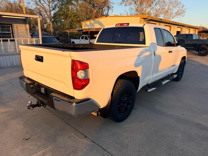 Toyota Tundra SR5 4.6L V8 Double Cab 2WD 2017