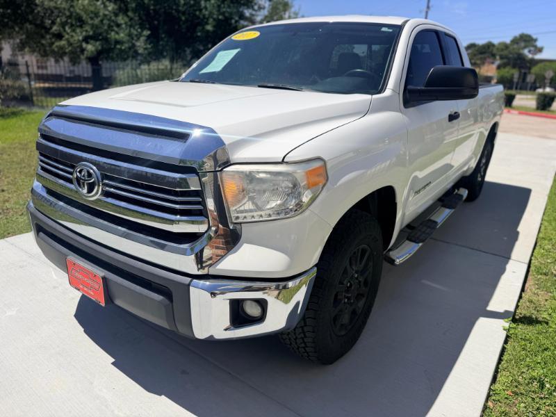 Toyota Tundra SR5 4.6L V8 Double Cab 2WD 2017