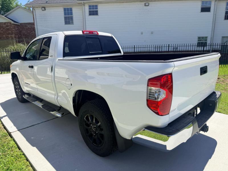 Toyota Tundra SR5 4.6L V8 Double Cab 2WD 2017