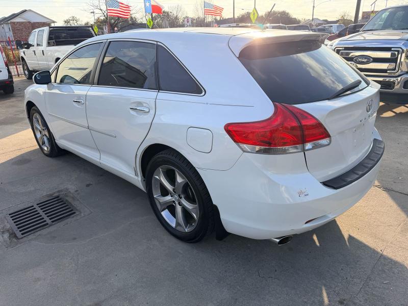 Toyota Venza AWD V6 2011