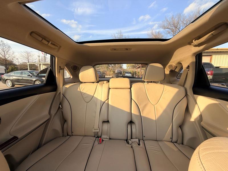 Toyota Venza AWD V6 2011