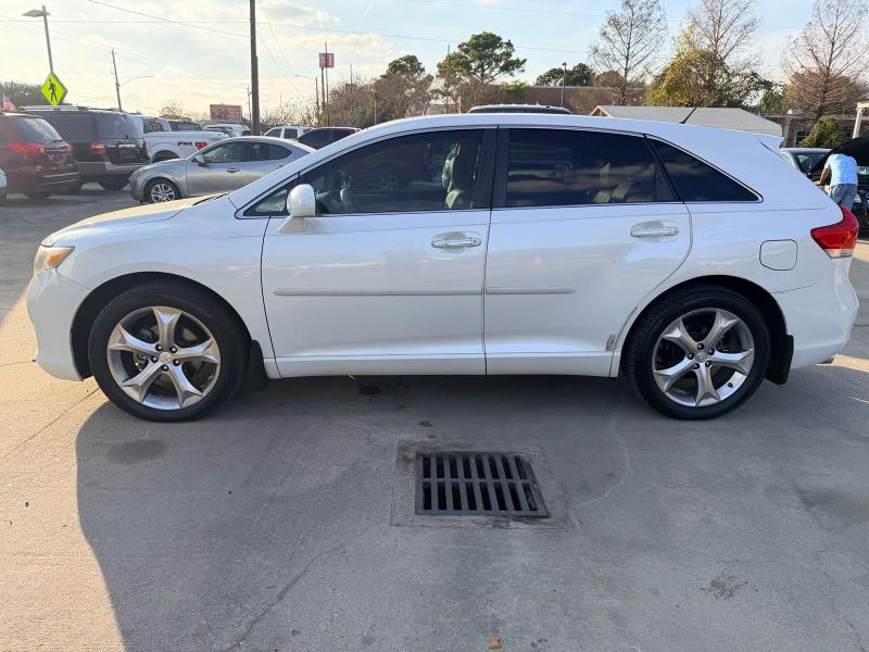 Toyota Venza AWD V6 2011