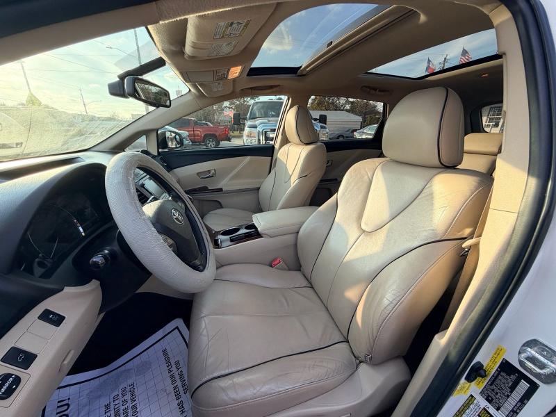 Toyota Venza AWD V6 2011