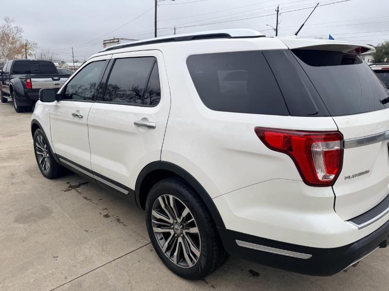 Ford Explorer Platinum AWD 2019