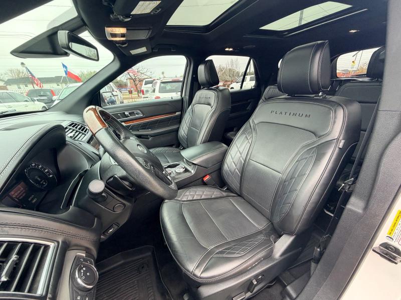 Ford Explorer Platinum AWD 2019
