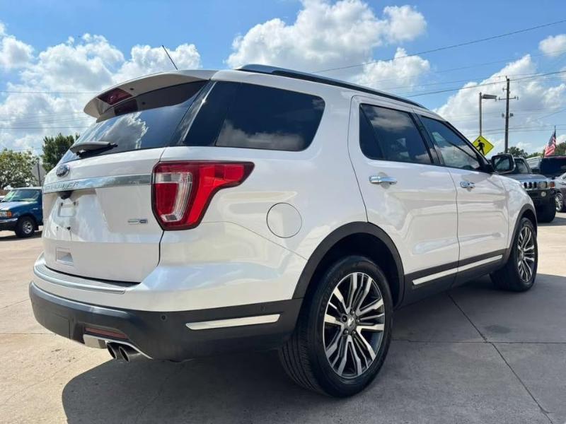Ford Explorer Platinum AWD 2019