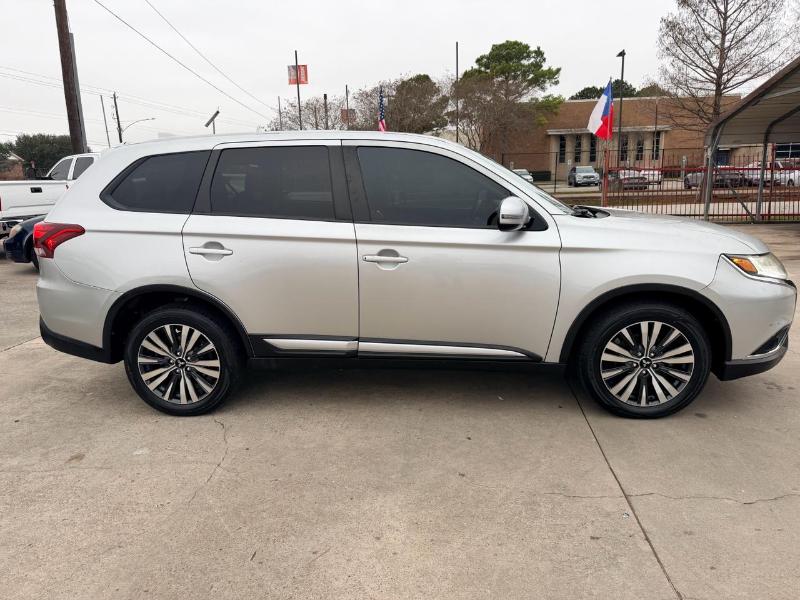 Mitsubishi Outlander SEL AWD 2020