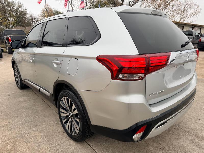 Mitsubishi Outlander SEL AWD 2020