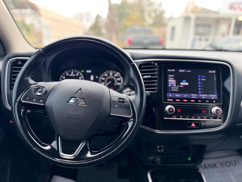 Mitsubishi Outlander SEL AWD 2020