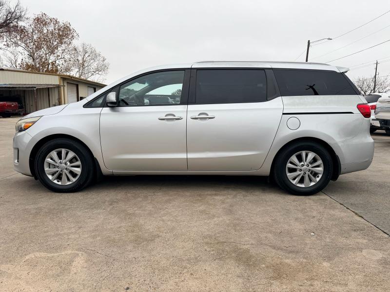 Kia Sedona LX 2015