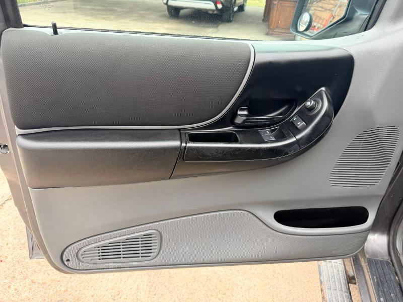 Ford Ranger Sport SuperCab 4-Door 4WD 2011