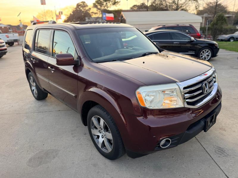 Honda Pilot Touring 2WD 5-Spd AT with DVD 2015