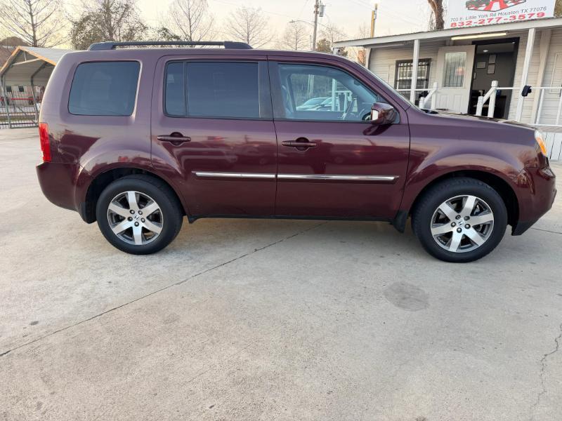 Honda Pilot Touring 2WD 5-Spd AT with DVD 2015