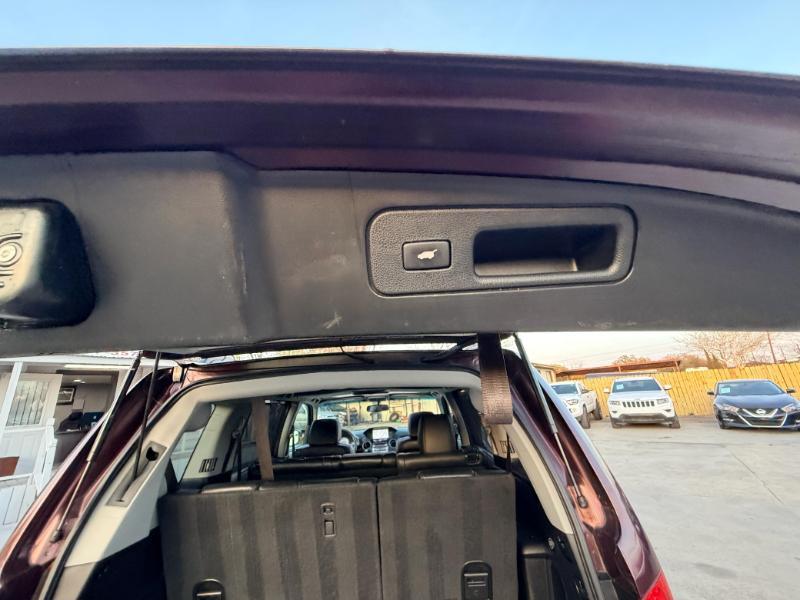 Honda Pilot Touring 2WD 5-Spd AT with DVD 2015