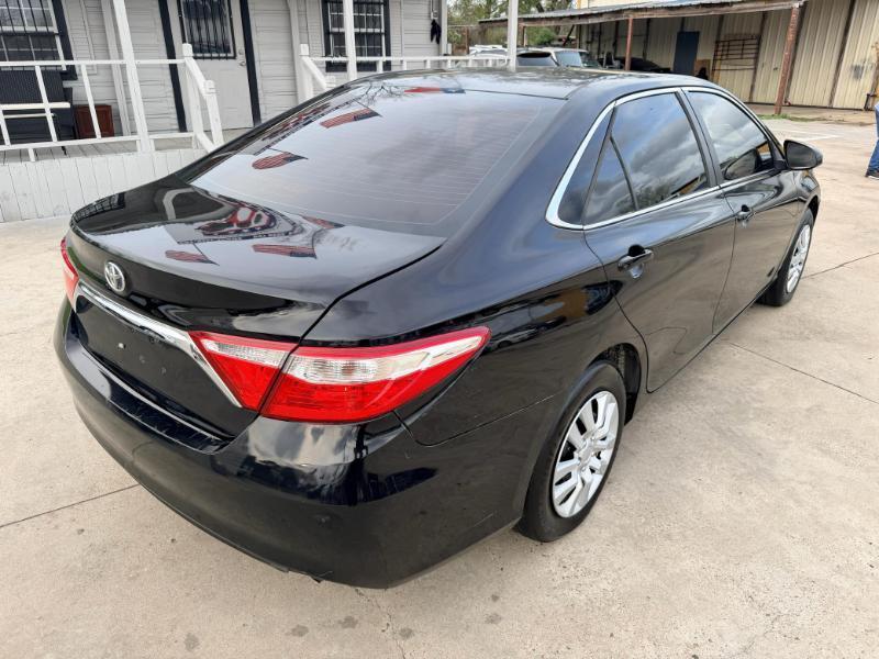 Toyota Camry SE 2017