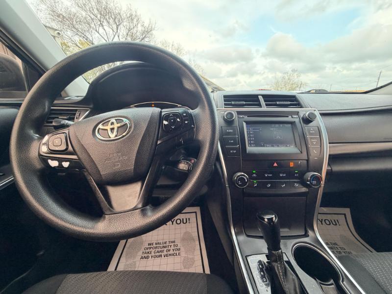 Toyota Camry SE 2017