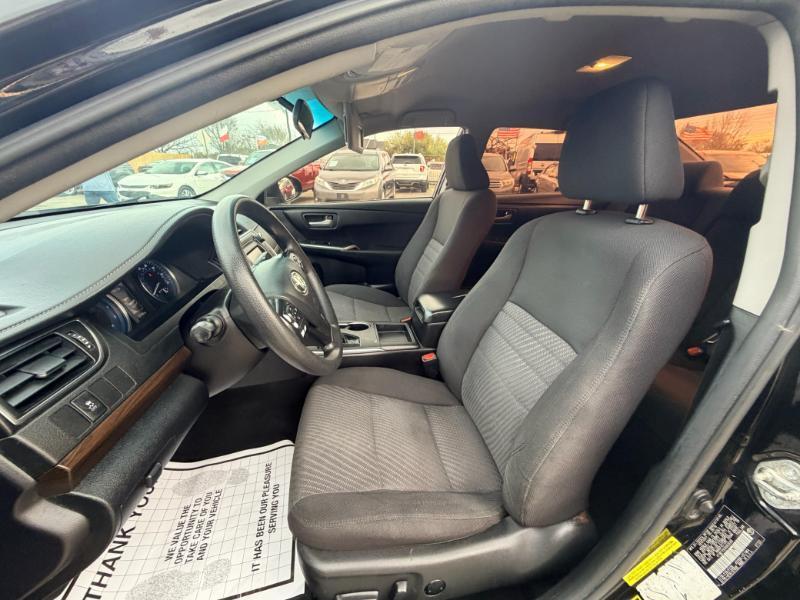 Toyota Camry SE 2017