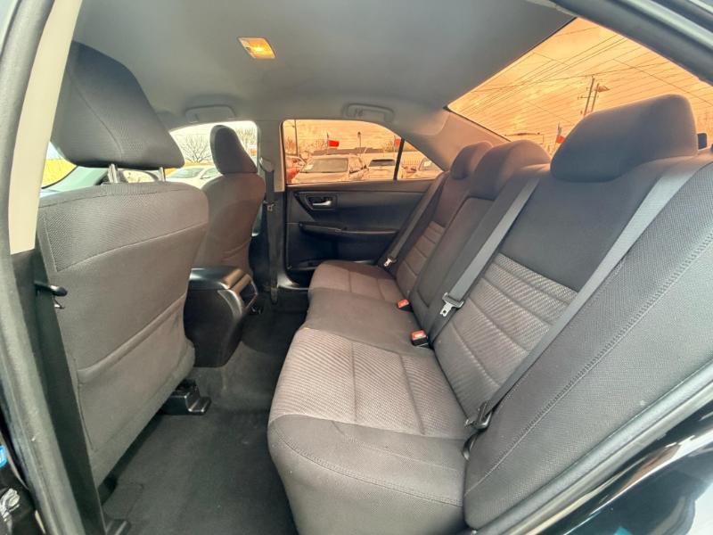 Toyota Camry SE 2017