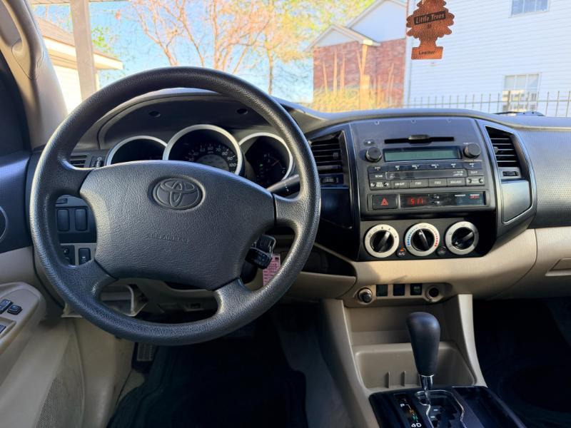 Toyota Tacoma PreRunner Double Cab V6 Auto 2WD 2009