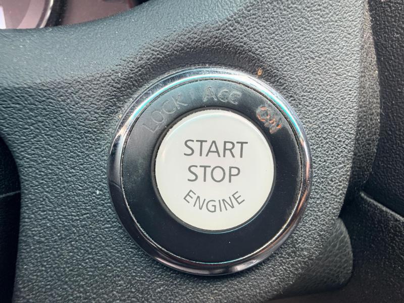 Nissan Maxima SV 2012