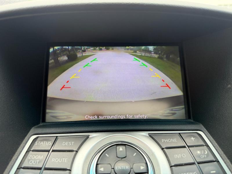 Nissan Maxima SV 2012