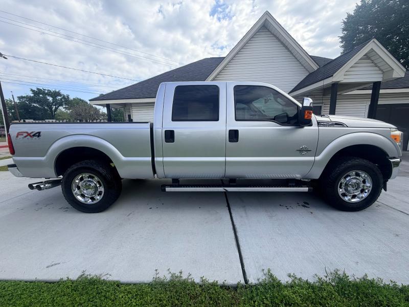 Ford F-250 SD XLT Crew Cab Long Bed 4WD 2016