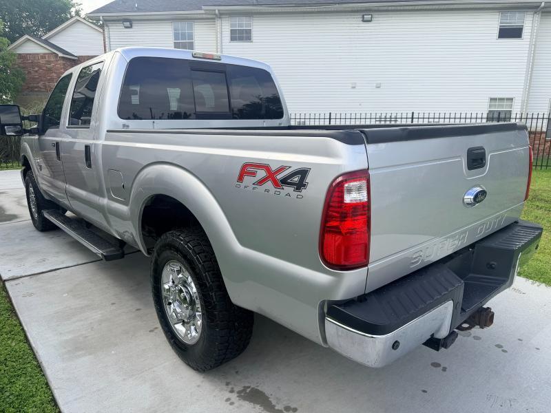 Ford F-250 SD XLT Crew Cab Long Bed 4WD 2016