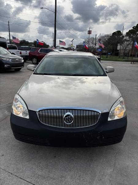 Buick Lucerne CX 2009