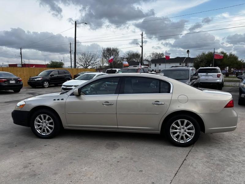 Buick Lucerne CX 2009